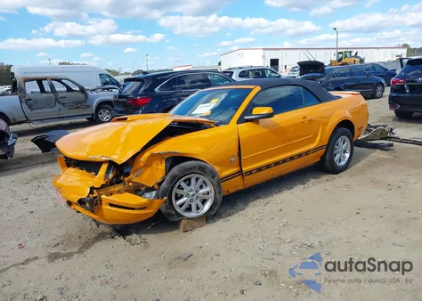 2007 Ford Mustang V6 Deluxe/V6 Premium from USA, damaged, VIN 1ZVFT84N375329694
